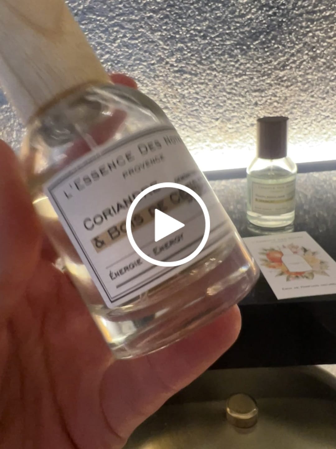 Customer video review of Coriandre & Bois de Cèdre