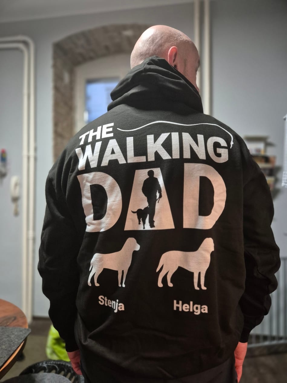 Customer photo review of The Walking Dad - Individueller Hoodie