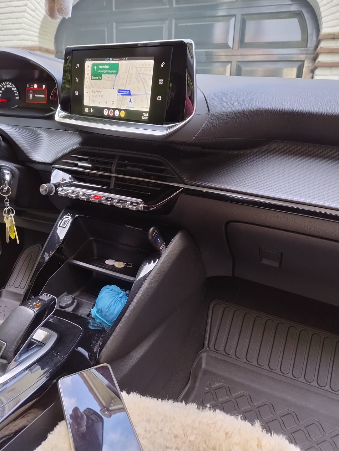 Customer photo review of Mini 2-in-1 Car Dongle