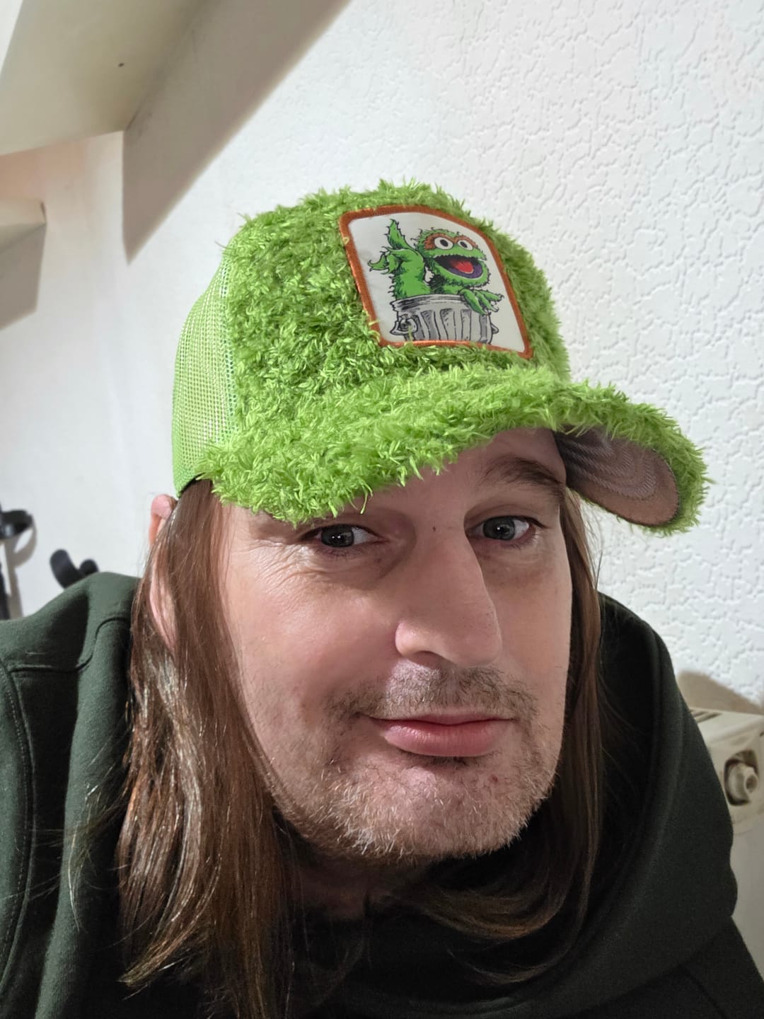Customer photo review of OVERLORD X Sesame Street: Oscar The Grouch