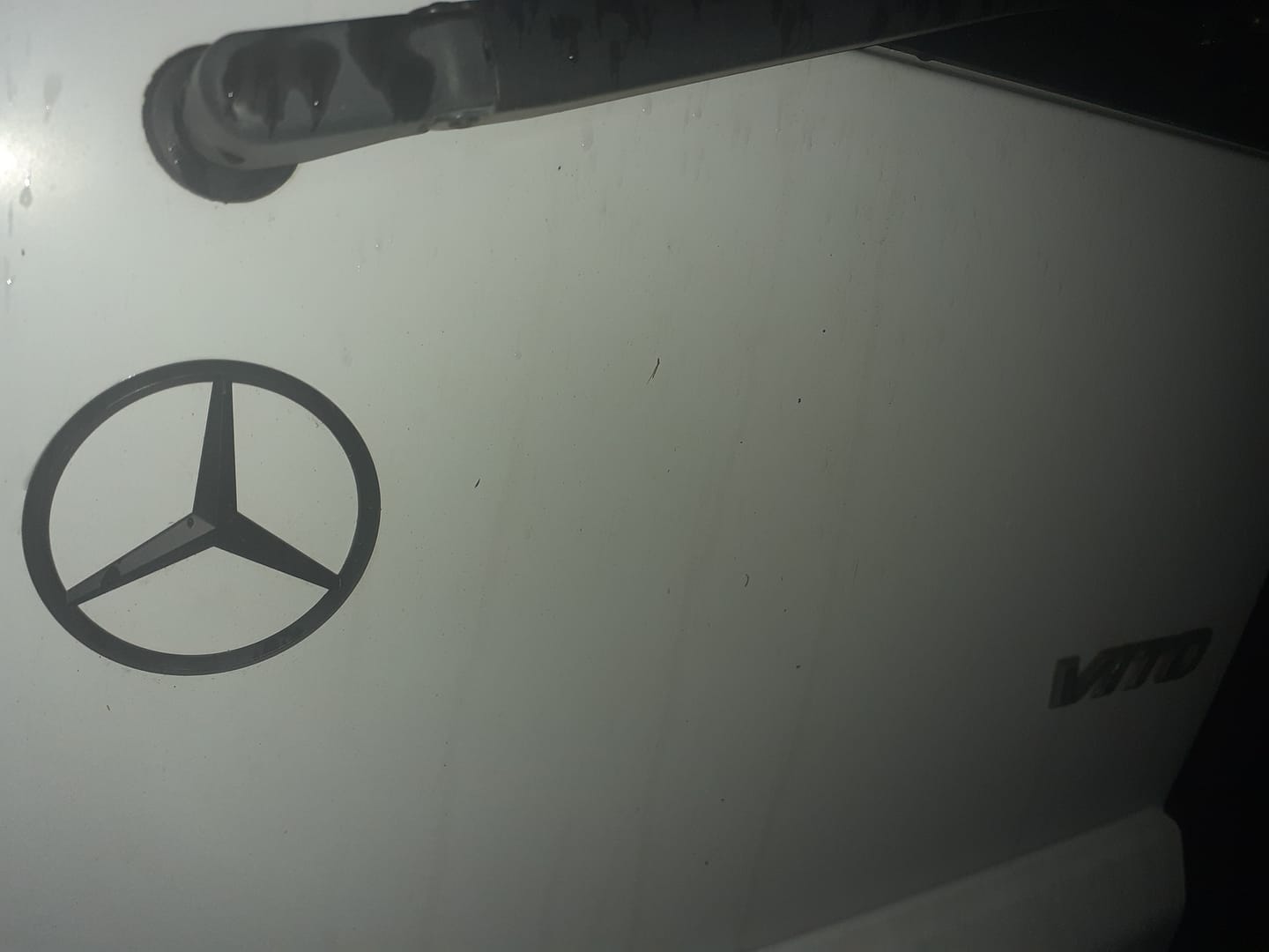 Customer photo review of Logo Etoile Mercedes Noir Arrière Coffre