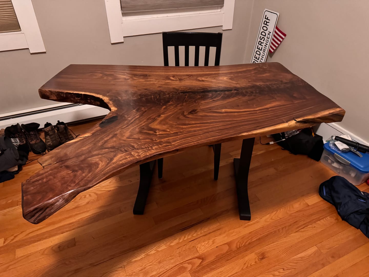 Customer photo review of Table Legs 402 Wineglass 28.3" H Modern Dining Furniture Legs