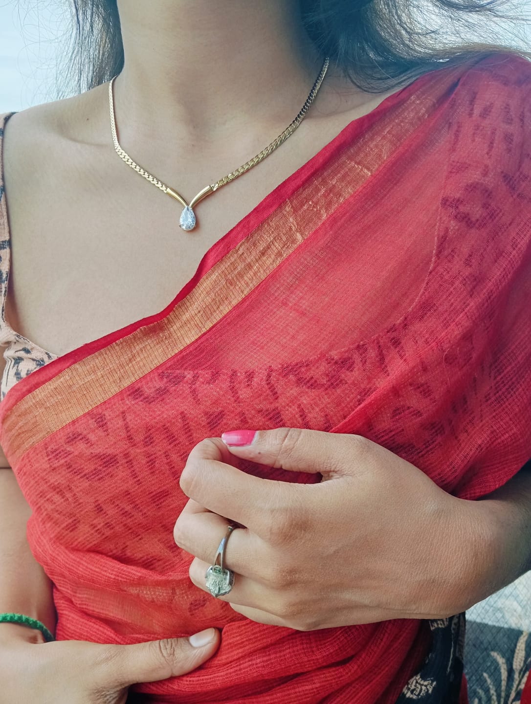 Customer photo review of Pear Diamond V Necklace