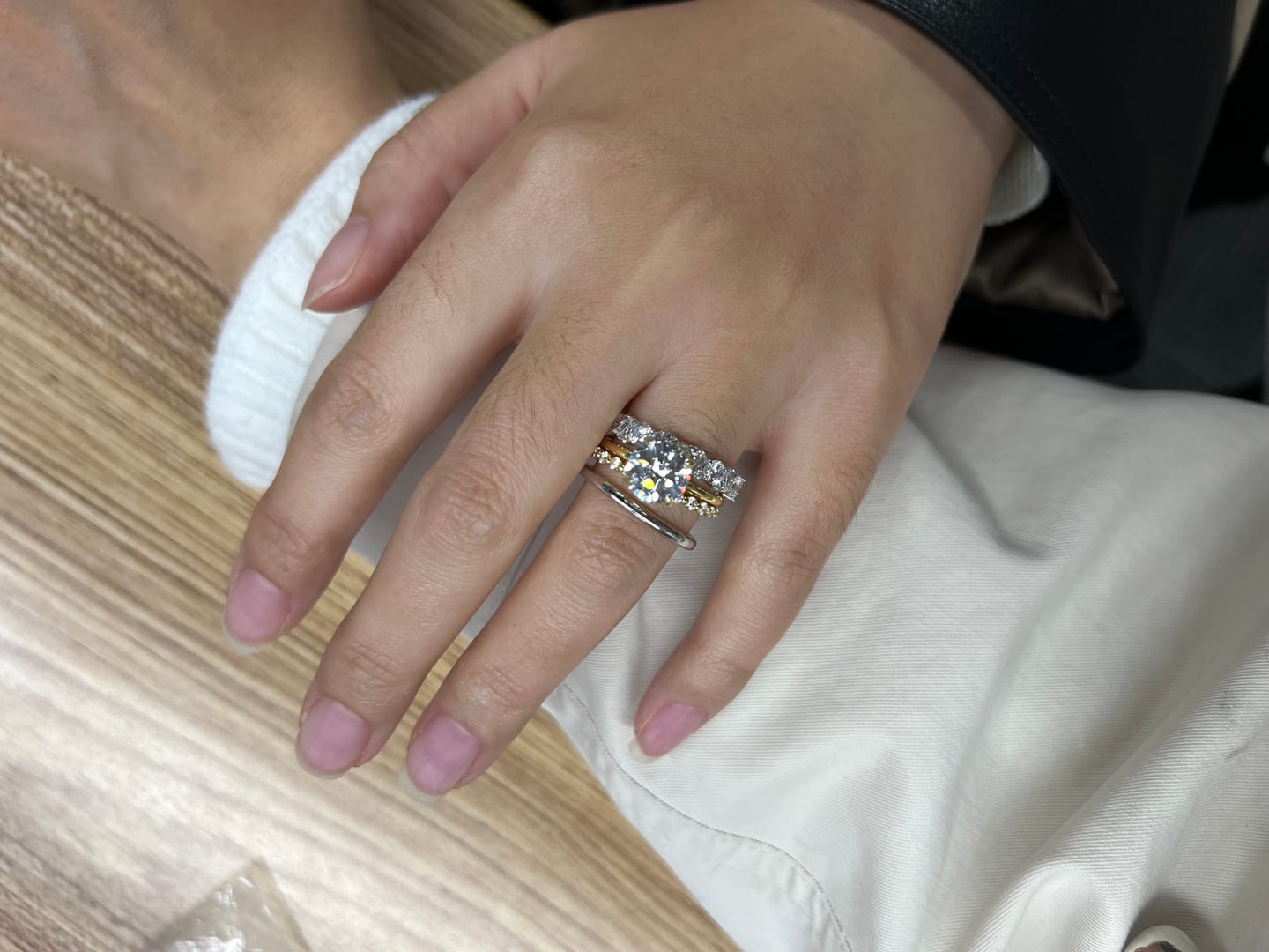 Customer photo review of 4PC 2.0Ct Round Cut Wedding Ring Set With Classic Wedding Bands
