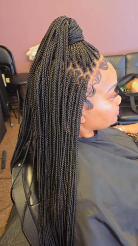 Customer photo review of Box Braid Wig - Ifeh