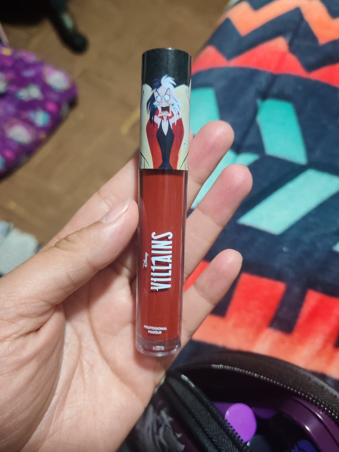 Customer photo review of Labial Líquido Mate Cruella