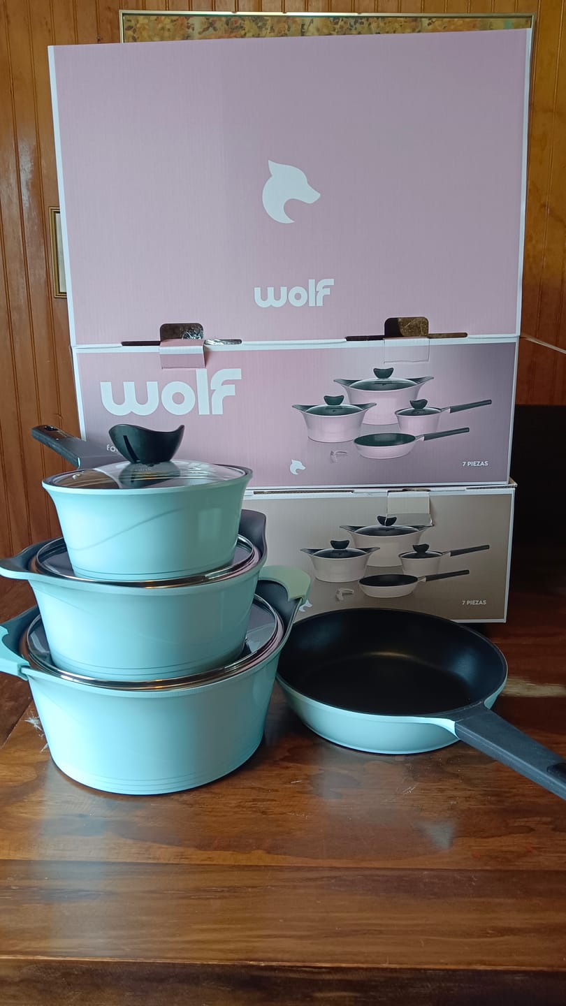 Customer photo review of Batería Cocina Aluminio Fundido 7 piezas Fortis Celeste Wolf