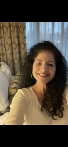 Customer photo review of Instant Dye Shampoo