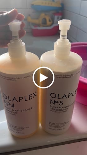 Customer photo review of Olaplex No. 4 Bond Maintenance Shampoo 33.8oz