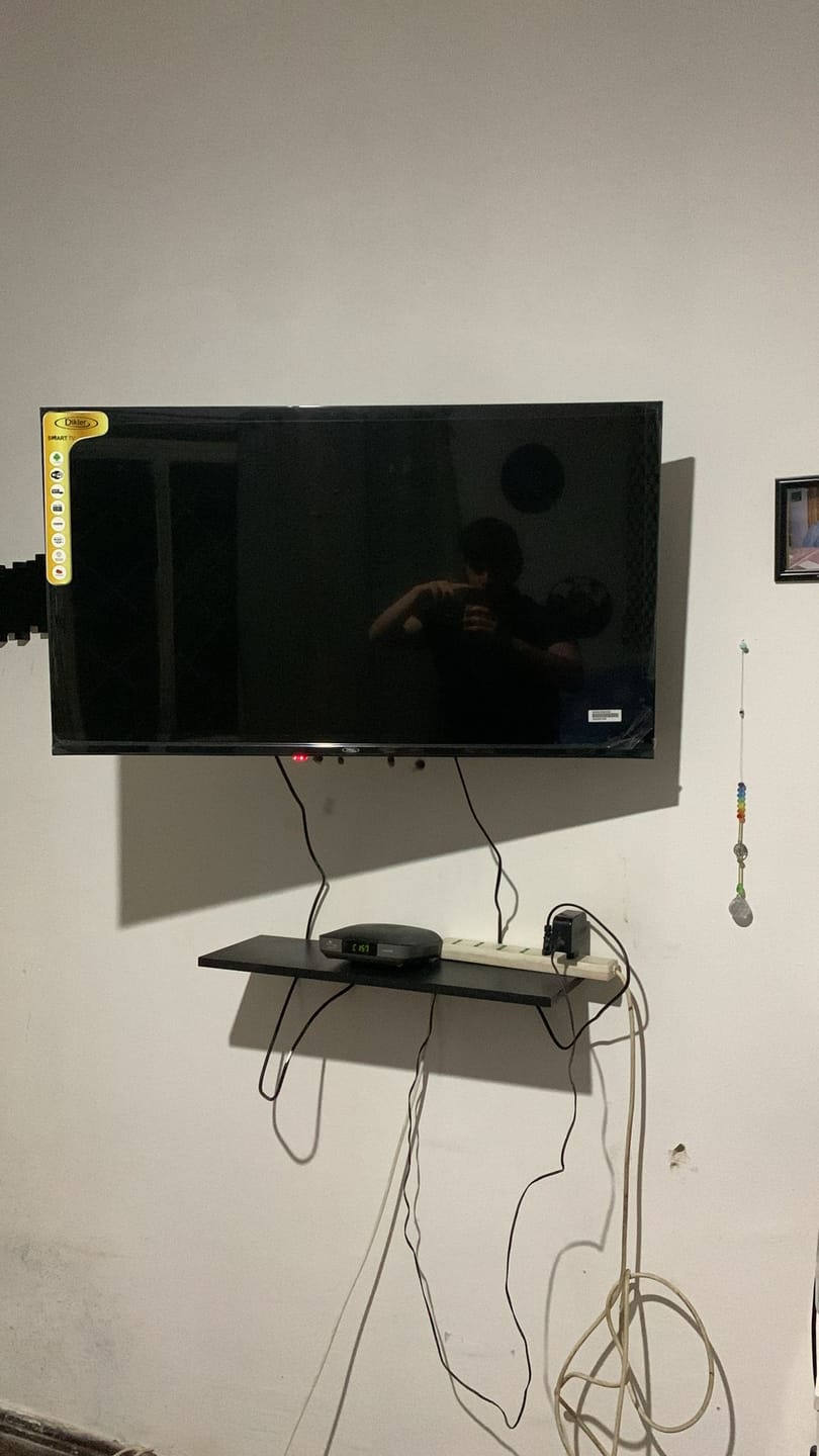 Customer photo review of Soporte De Tv 14 A 55 Lcd Led Con Giro Inclinación