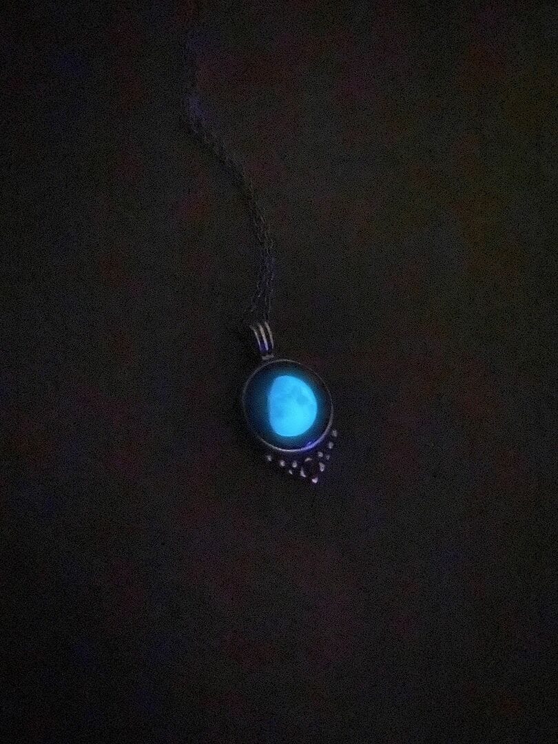 Customer photo review of Classic Pendant Necklace With Black Crystal