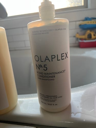 Customer photo review of Olaplex No. 5 Bond Maintenance Conditioner 33.8oz