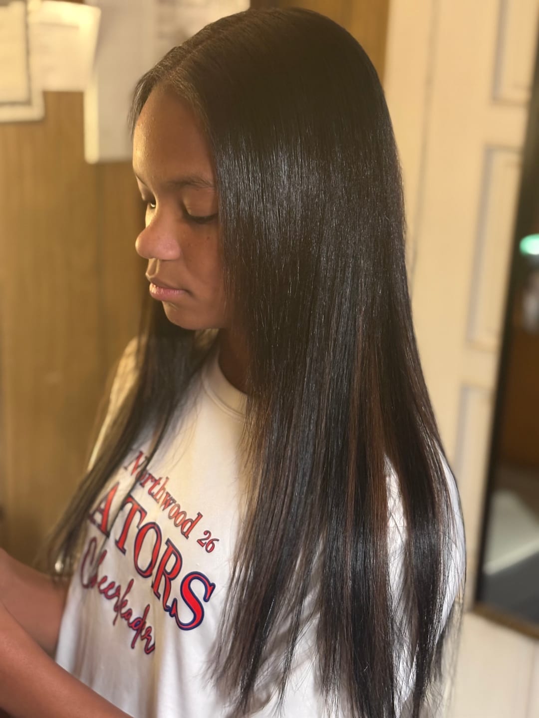 Customer photo review of Black/Brown Highlights straight DIY Hair Extensions Home Kit