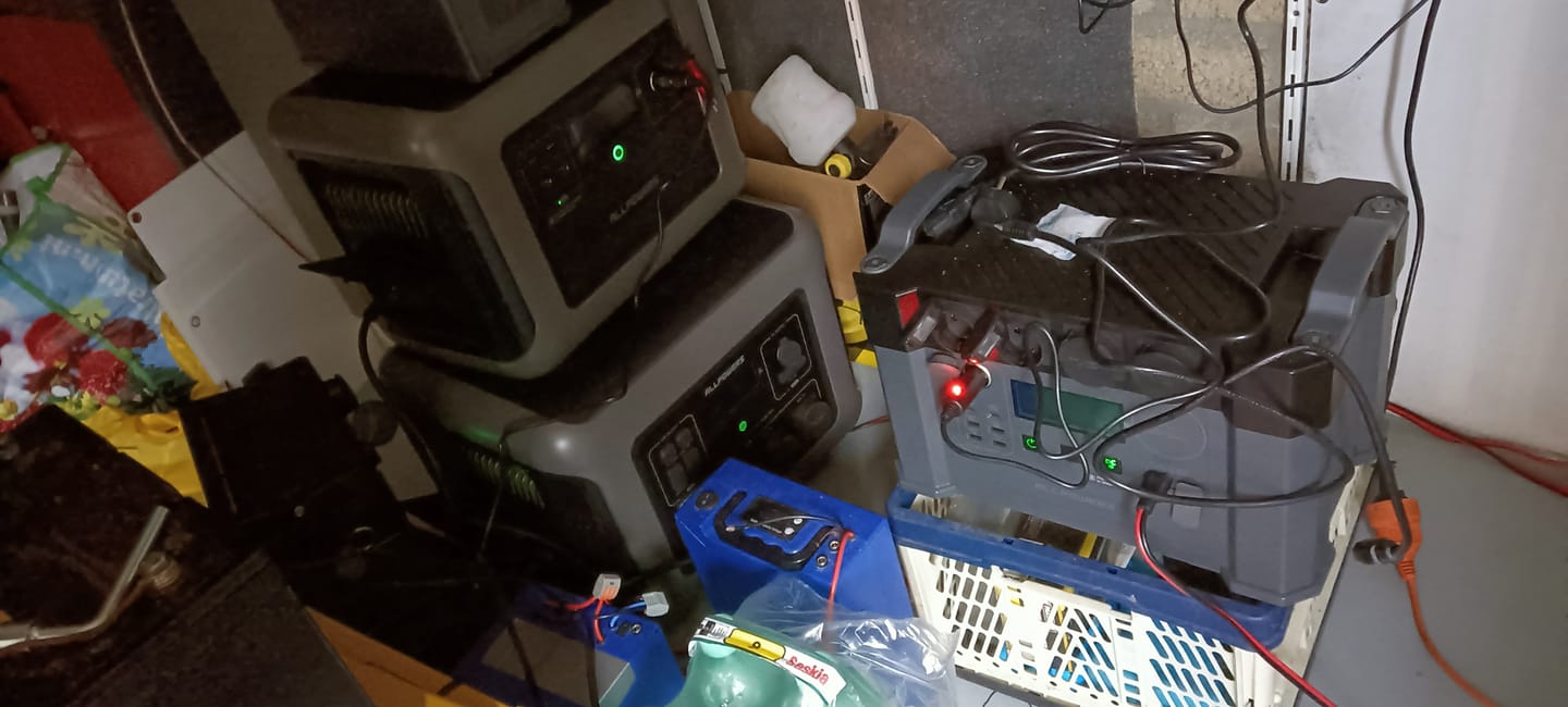 Customer photo review of ALLPOWERS S2000 Pro Portable Power Station 2400W 1451Wh
