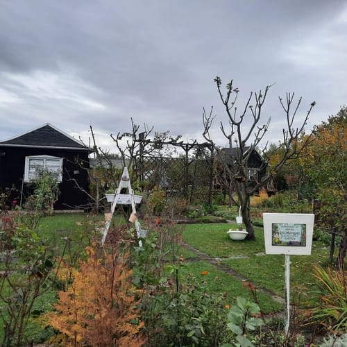 Customer photo review of Personalisiertes Gartenschild mit Namen Anpassbar