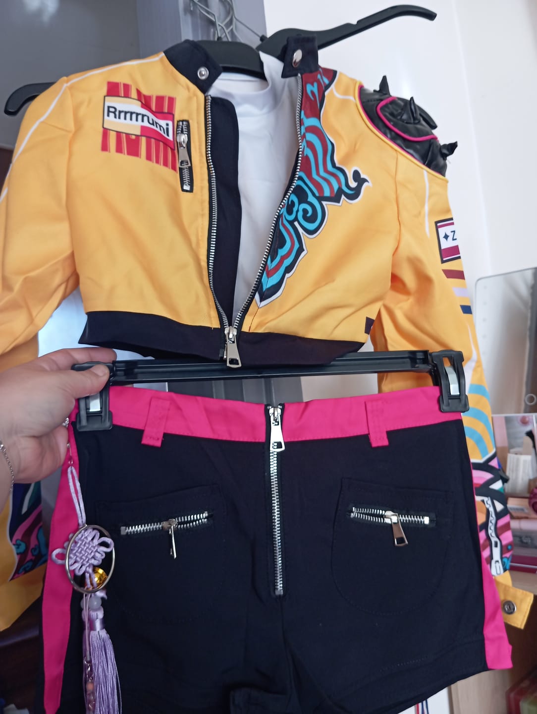 Customer photo review of Enfant KPop Demon Hunters(2025) Huntrix Rumi Zoey Mira Cosplay Costume