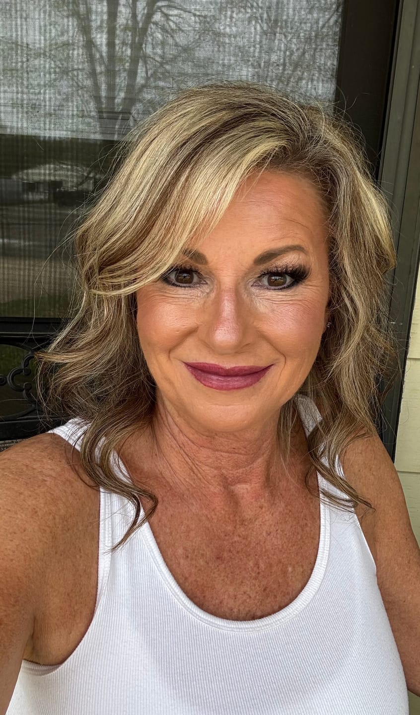 Customer photo review of Root Texturizing Powder + Flex Hold Hairspray Bundle