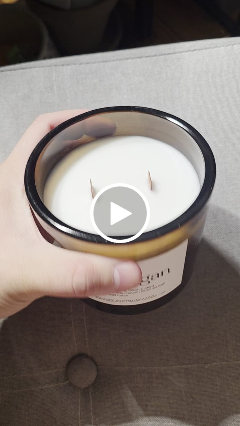 Customer video review of Cardigan Candle