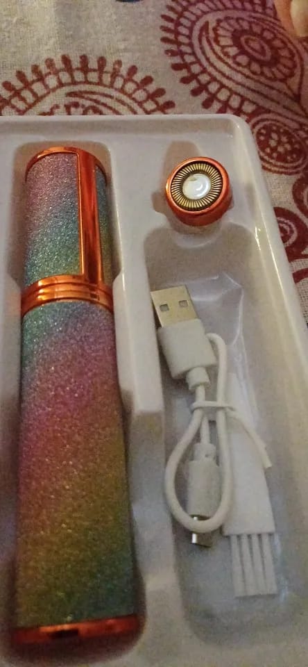 Customer photo review of 2 In 1 Rechargeable Flawless Eyebrow & Facial Hair Remover