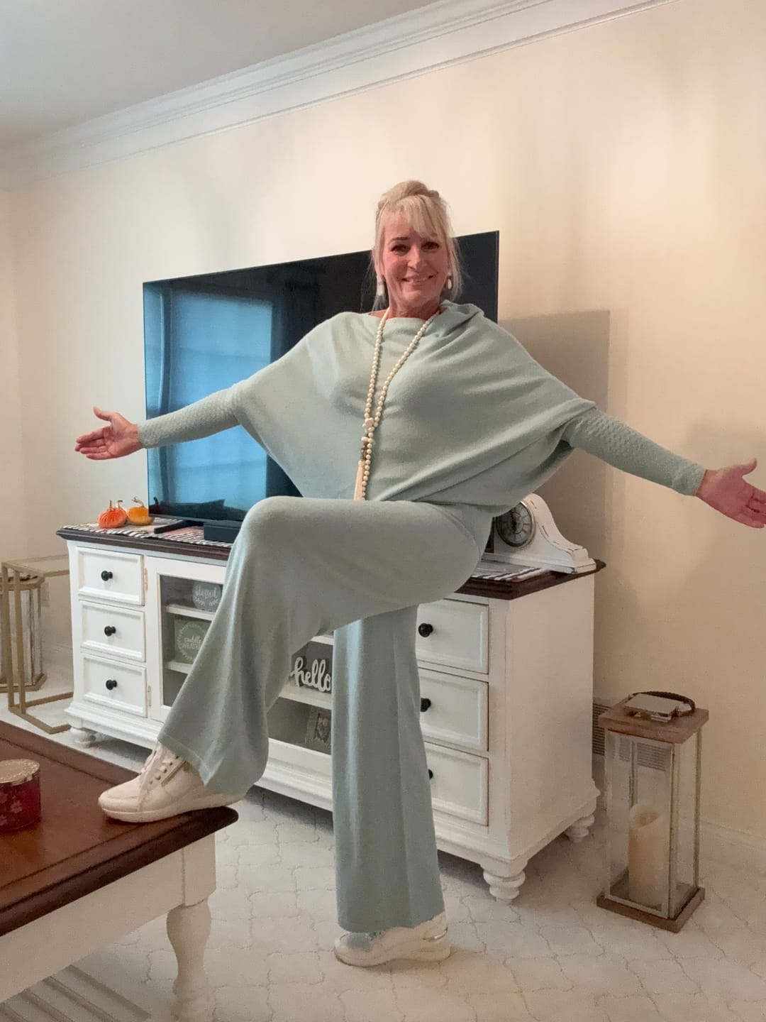 Customer photo review of HEIDI DAUS®"New Elegance" Pull On Knit Pants