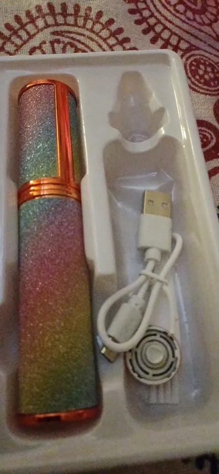 Customer photo review of 2 In 1 Rechargeable Flawless Eyebrow & Facial Hair Remover