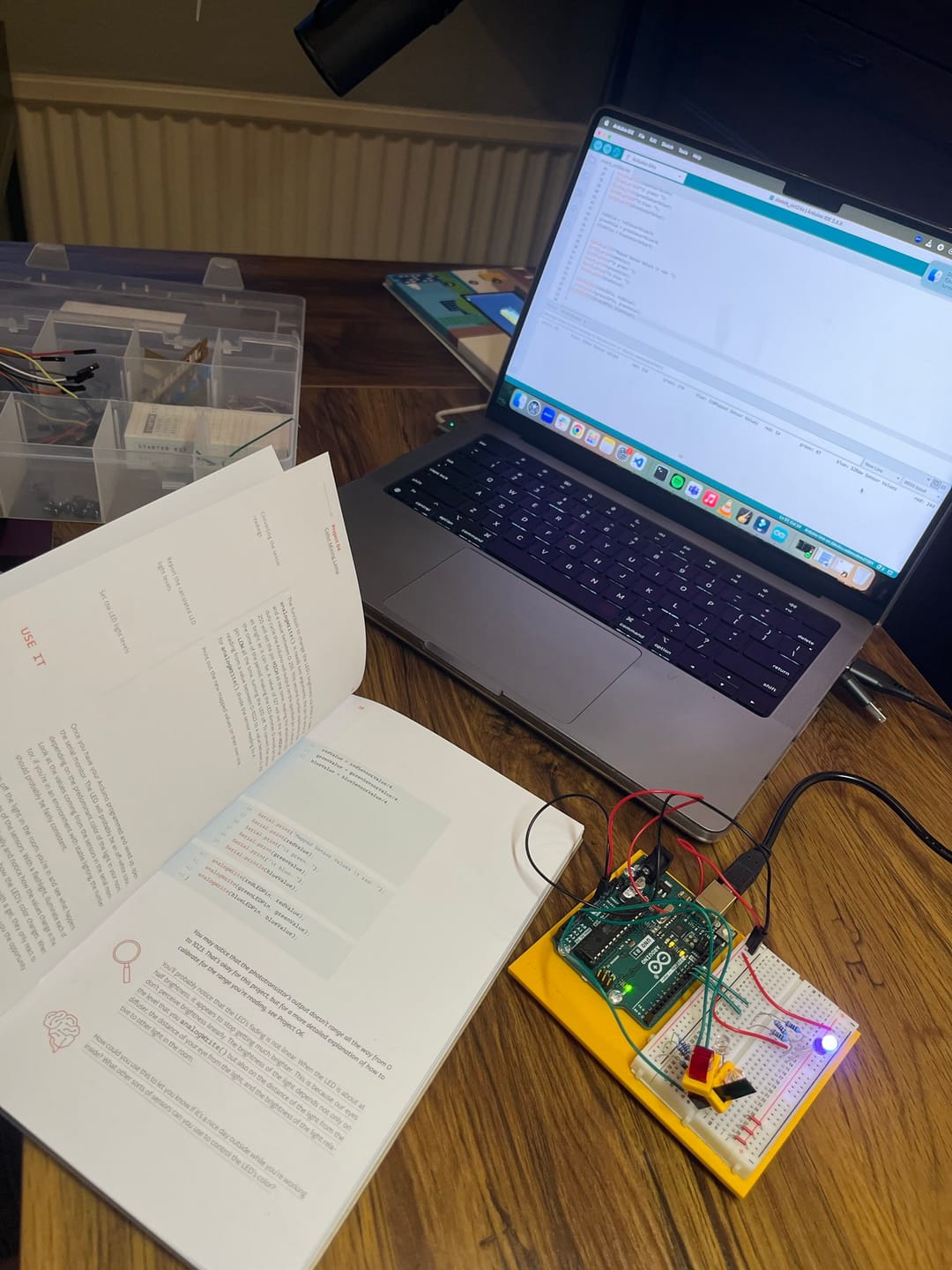 Customer photo review of Arduino Starter Kit Multi-Language