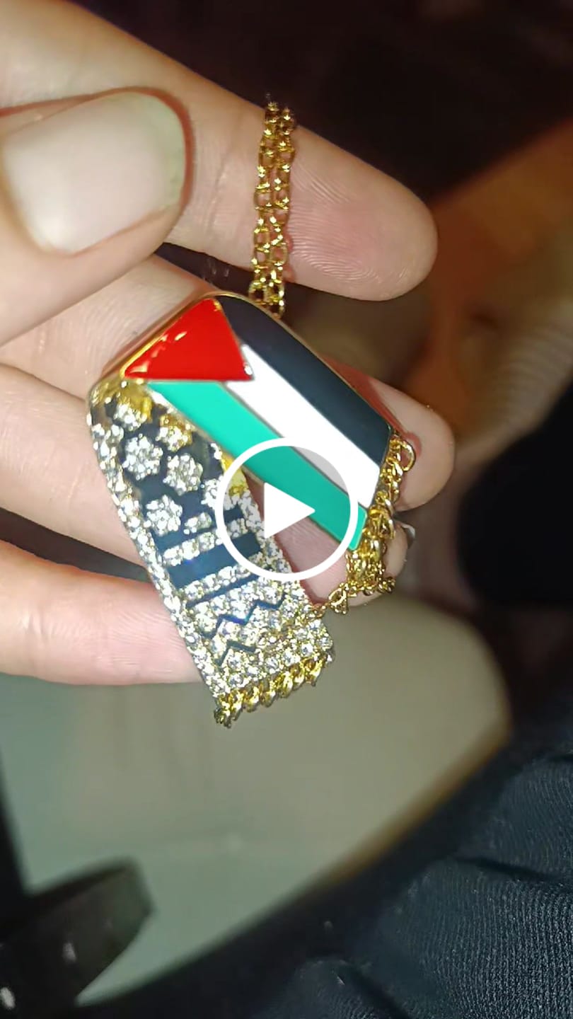 Customer video review of Keffiyeh Necklace