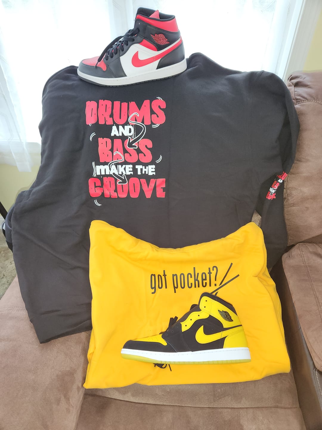 Customer photo review of Elite Drum Hoodie (Gold/Black)