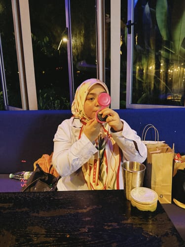 Customer photo review of Dahulu Square (Pink)