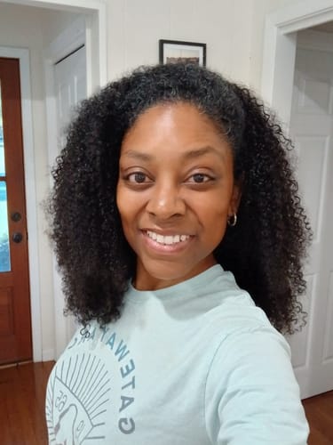 Customer photo review of CurlyMe 3 In 1 Half Wig Afro Kinky Curly Glueless Install Half Wig With Draw-string Beginner Friendly