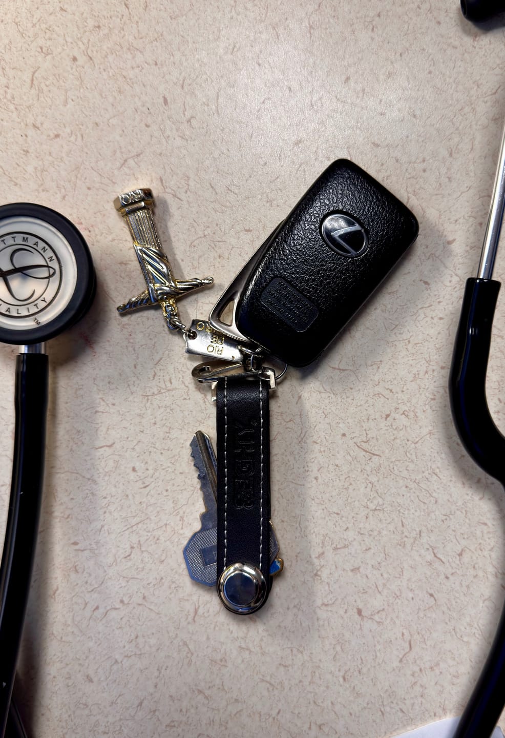 Customer photo review of 80Eighty® Classy Leather Keychain