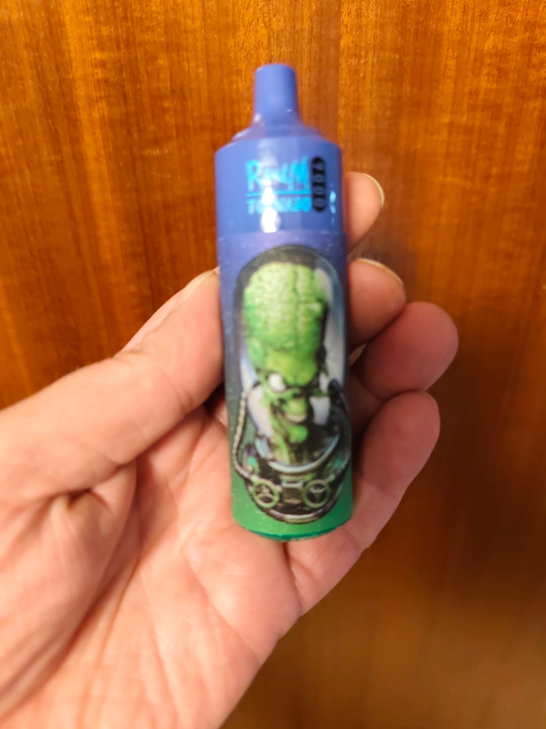 Customer photo review of RandM Tornado 9000