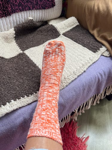 Customer photo review of Calcetín Classic Unisex Naranjo