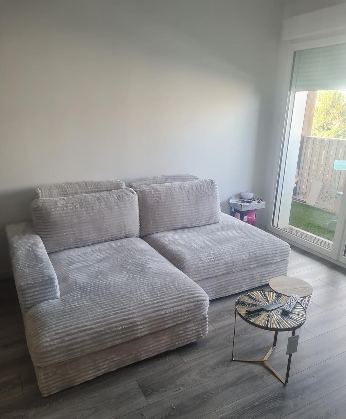 Customer photo review of Canapé d'angle convertible grande méridienne MONTPARNASSE