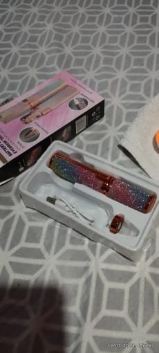 Customer photo review of 2 In 1 Rechargeable Flawless Eyebrow & Facial Hair Remover