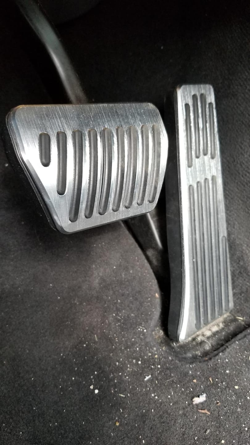 Customer photo review of SPCRSO Compatible with BMW Pedal Covers, No Drill Break Pedal Cover Anti-Slip Gas (1' F20/2' F22/3' F30 G20/4' F32/5' G30/6' F12 G32/7' G11 G12/X3 G01/X4 G02/X5 F15 G05/X6 F16 G06/X7 G07)