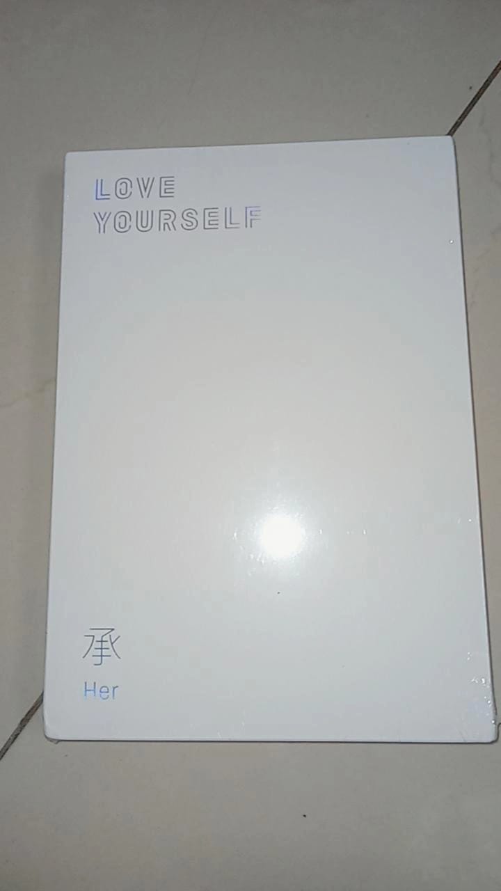 Customer photo review of BTS - 5TH MINI MINI ALBUM LOVE YOURSELF 承 Her