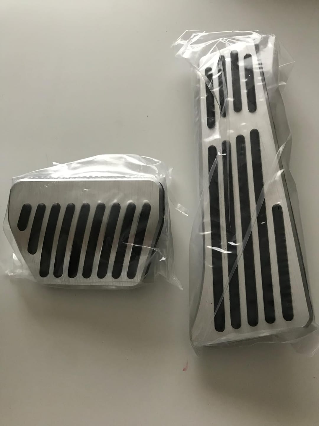 Customer photo review of SPCRSO Compatible with BMW Pedal Covers, No Drill Break Pedal Cover Anti-Slip Gas (1' F20/2' F22/3' F30 G20/4' F32/5' G30/6' F12 G32/7' G11 G12/X3 G01/X4 G02/X5 F15 G05/X6 F16 G06/X7 G07)