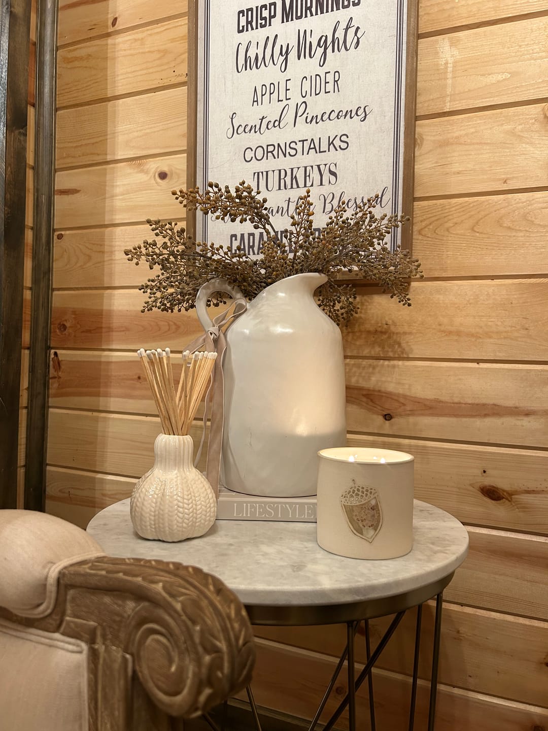 Customer photo review of Porcelain Gourd Bud Vase