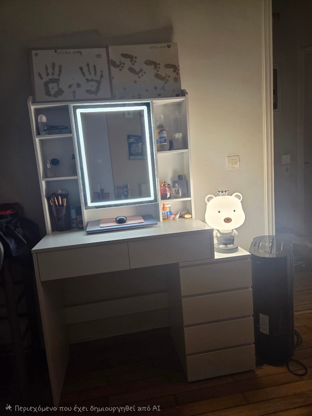 Customer photo review of Τραπέζι Μπουντουάρ Μακιγιάζ Tουαλέτας Κρεβατοκάμαρας Καθρέφτης Με Ντουλάπι Λευκό με Φωτισμό LED Ρυθμιζόμενη Φωτεινότητα RD-T124W01