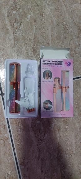 Customer photo review of 2 In 1 Rechargeable Flawless Eyebrow & Facial Hair Remover