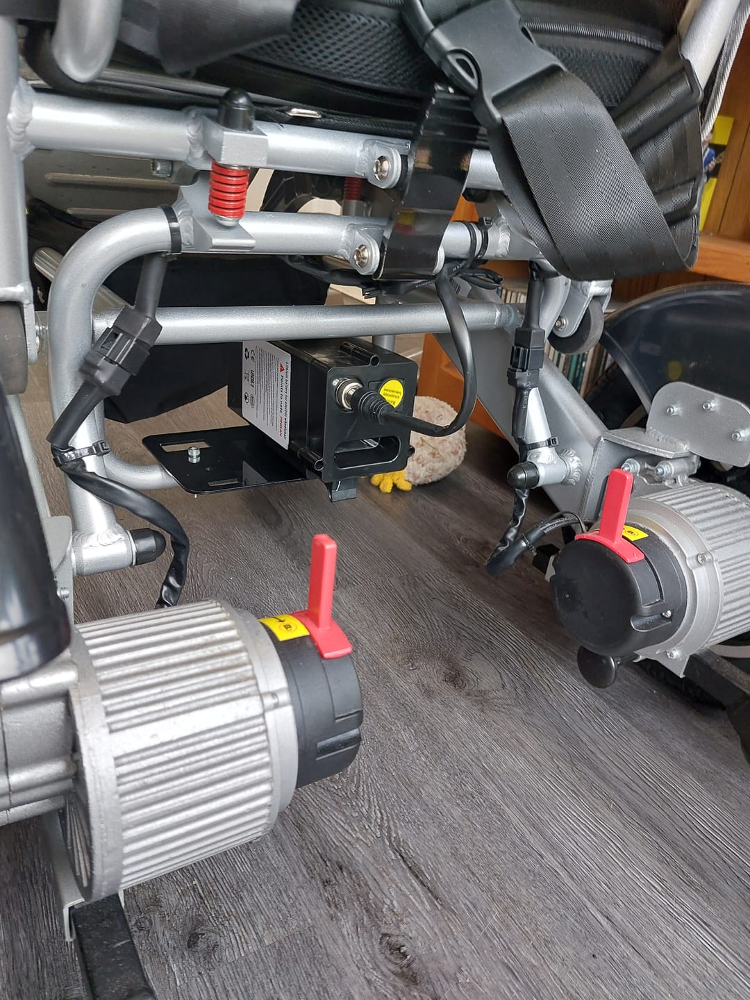 Customer photo review of 24V 12Ah Lithium-ion Battery for V2 Freedom Pro and Elite Powerchair