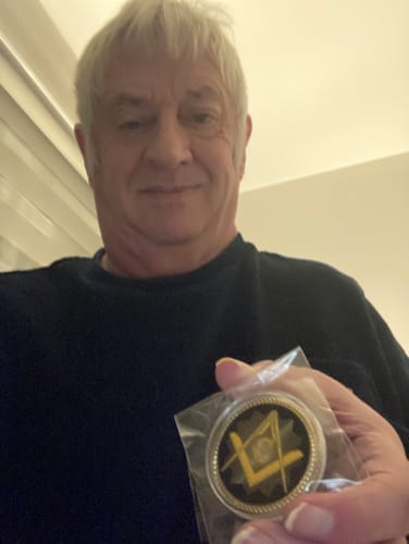 Customer photo review of MasonicMan Coin Because I have a Brother I Always Have a Friend