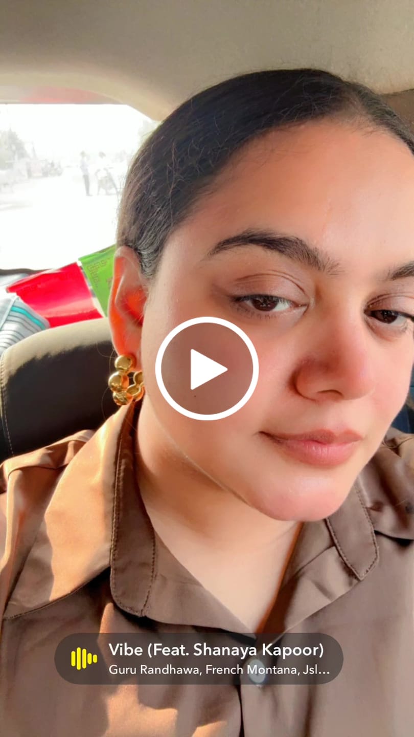 Customer video review of Zircon-Studded Floral Set