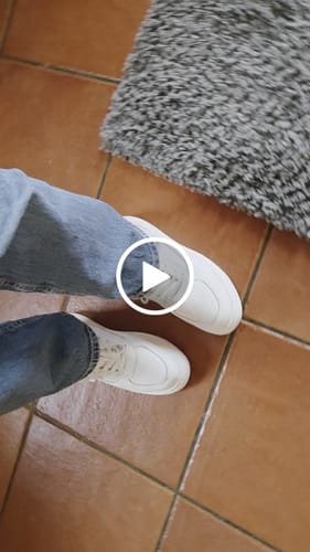 Customer video review of ELEVATESHOES WHITE CASUAL