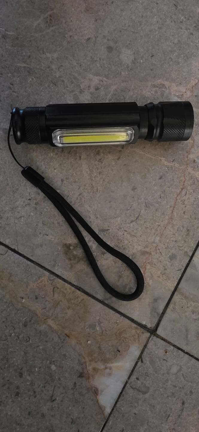 Customer photo review of 80Eighty® Flashlight