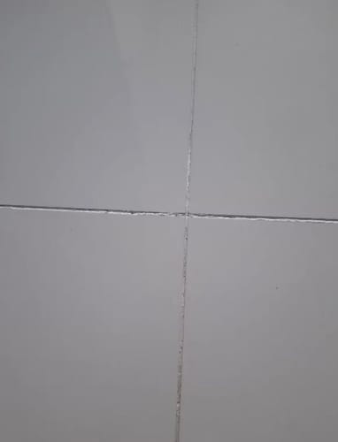 Customer photo review of Waterproof Gap Filler for Tiles