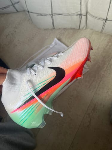 Customer photo review of Mercurial Superfly 10 Elite FG Sam Kerr