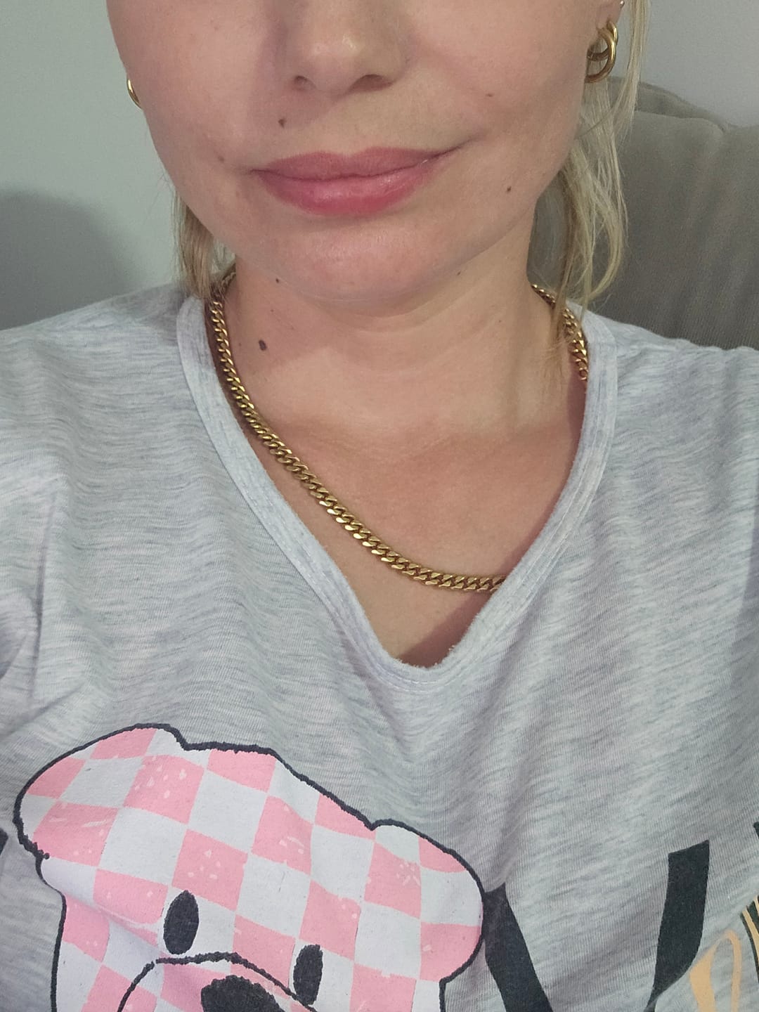 Customer photo review of Colar Selenza Corrente Cubana Banhado em Ouro 18K