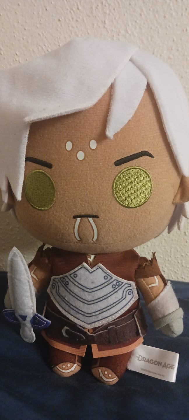 Customer photo review of Dragon Age - Fenris Collector's Plush